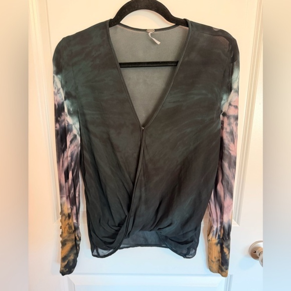 Young Fabulous & Broke Tie Dye Sheer Blouse Small